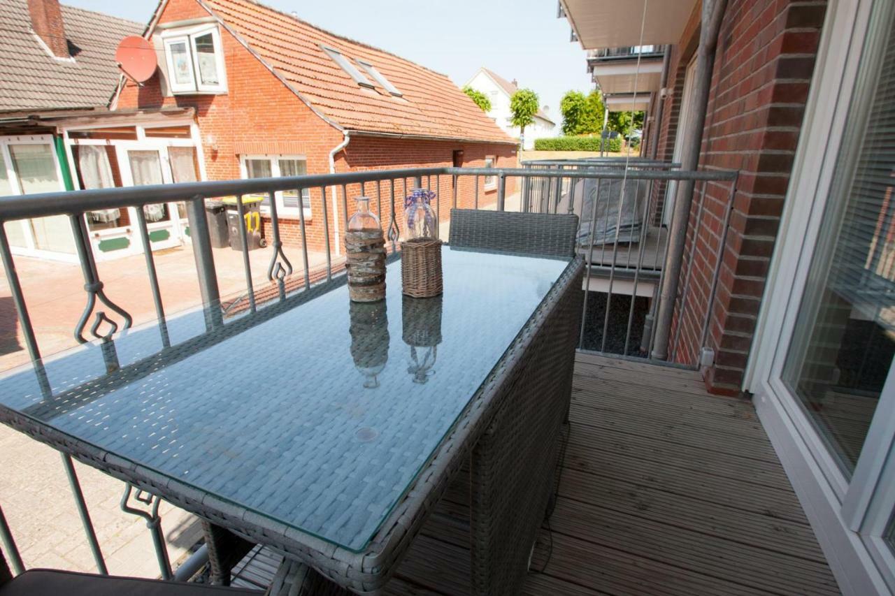 50224... Apartamento Carolinensiel Exterior foto