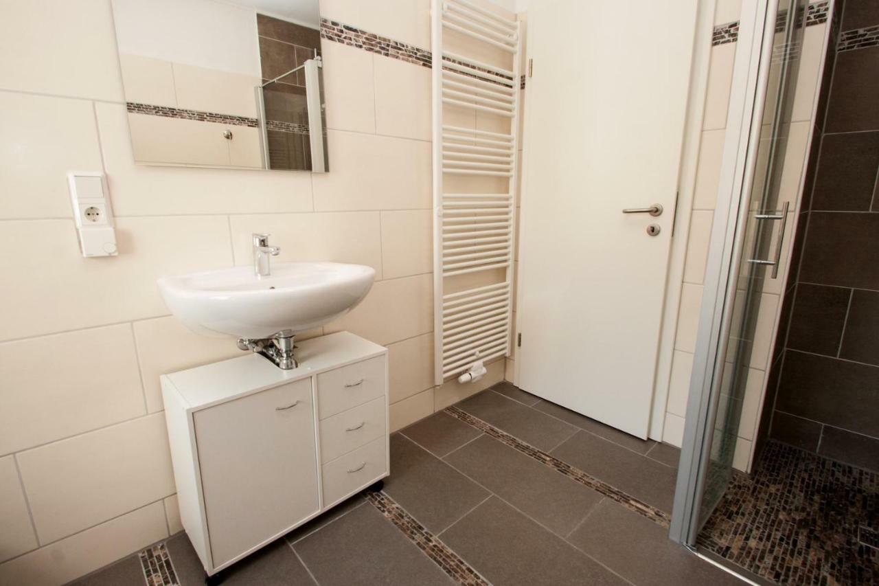 50224... Apartamento Carolinensiel Exterior foto